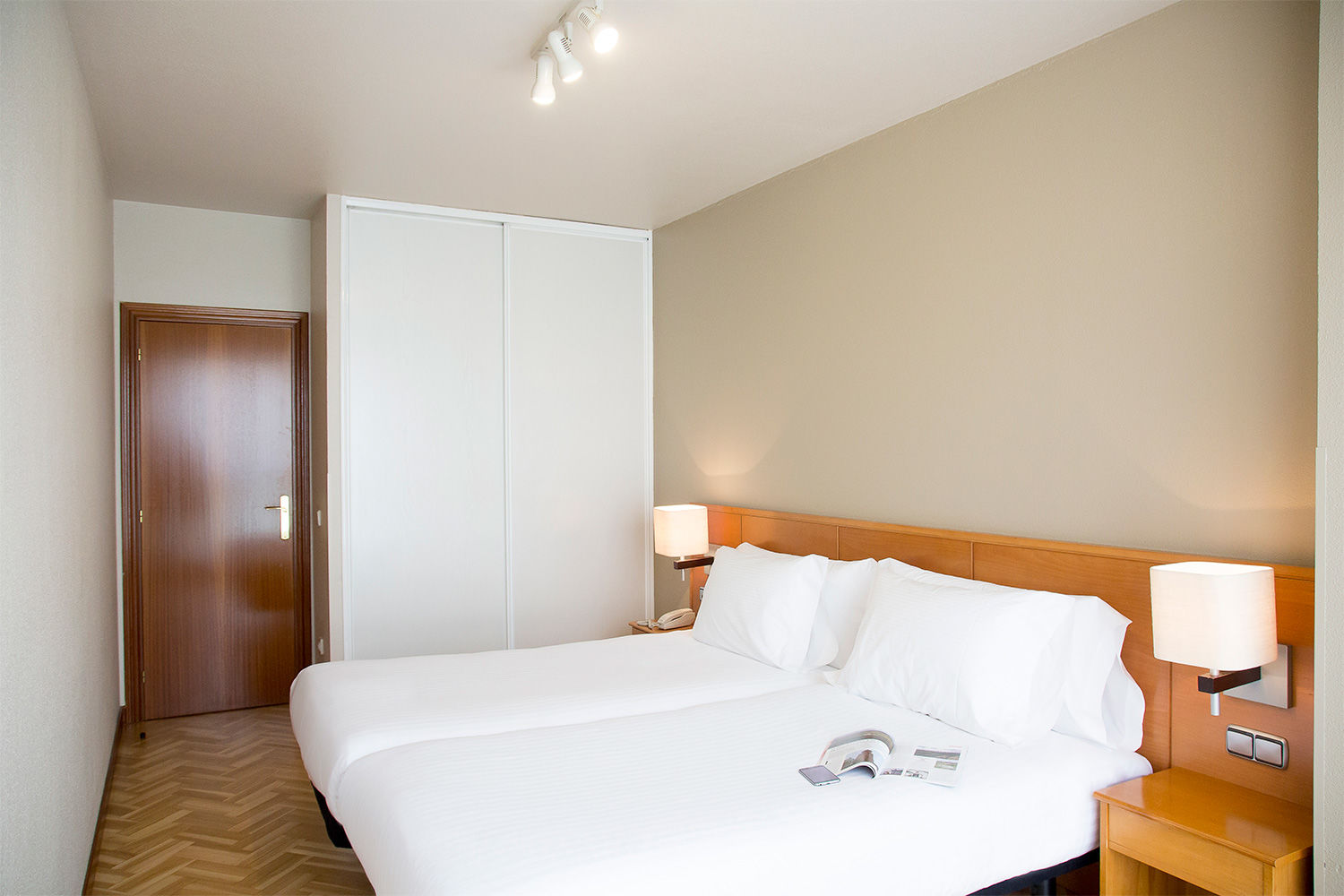 Suites Sercotel Mirasierra Пампона Екстериор снимка