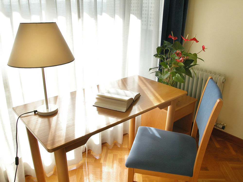Suites Sercotel Mirasierra Пампона Екстериор снимка